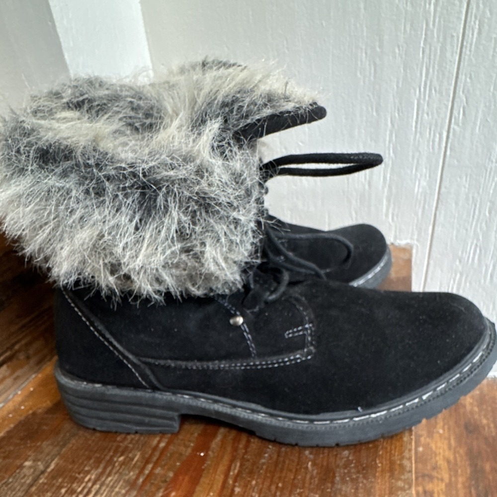 Wanted Women's Sz 9.5 Stout Black Faux Fur Fold-Down Combat Boots GUC
